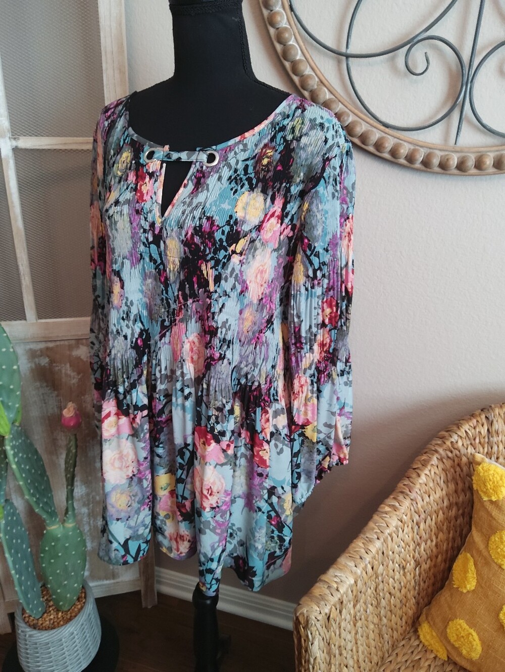 Spense Light Blue Floral Pleated Tunic with Grommet Detail